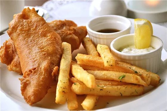 除了炸鱼薯条，你还知道哪些英国传统名菜？